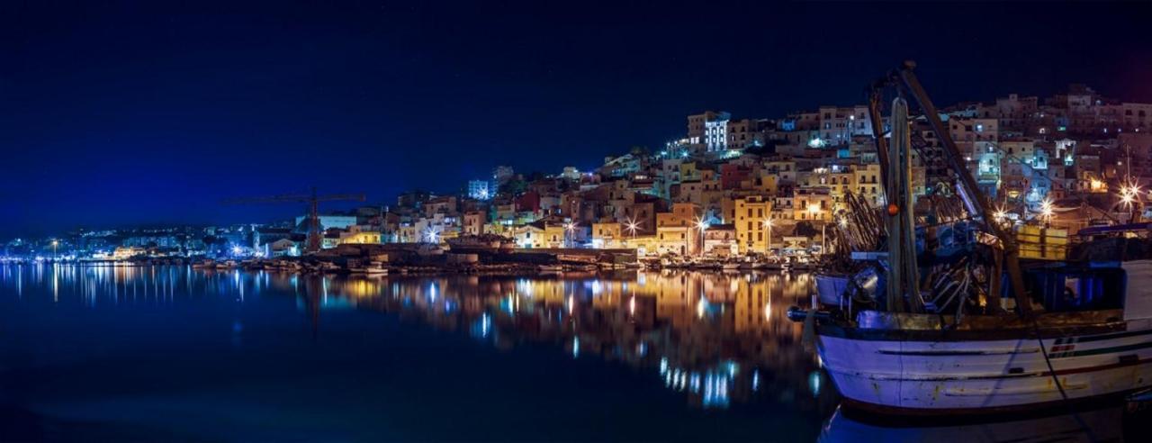 فيلا Veranda Sul Mare - Casa Vacanze Fronte Mare شاكا المظهر الخارجي الصورة