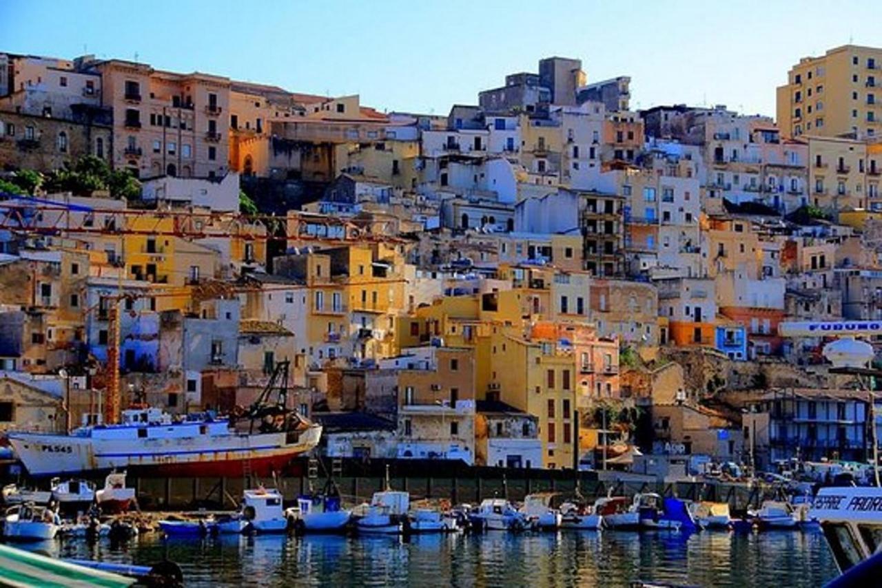 فيلا Veranda Sul Mare - Casa Vacanze Fronte Mare شاكا المظهر الخارجي الصورة